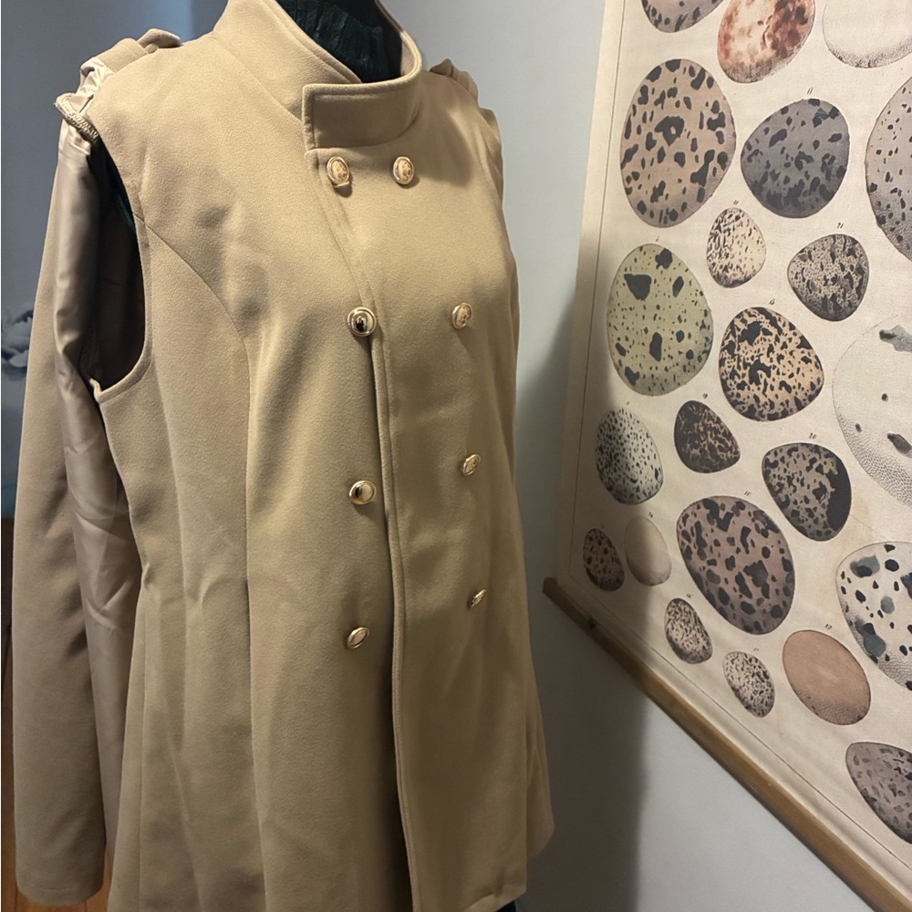 New Cloak Cape Vest in Camel Size XL - Picture 6 of 16